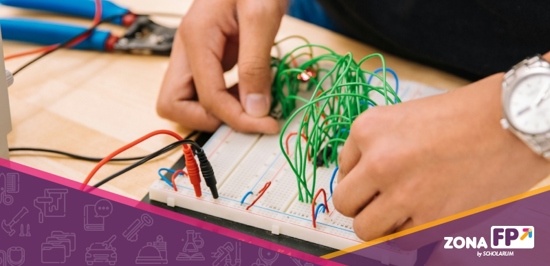 Cuánto cobra un técnico en Sistemas Microinformáticos y Redes en España